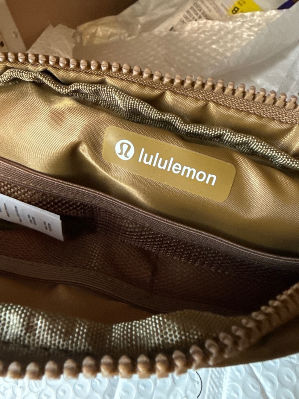 Beige/Tan Everywhere Belt Bag, 1L, NWOT - Picture 5 of 6